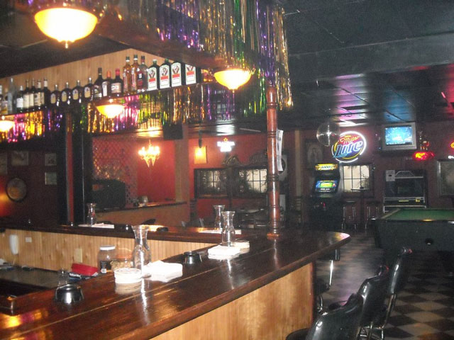 bar